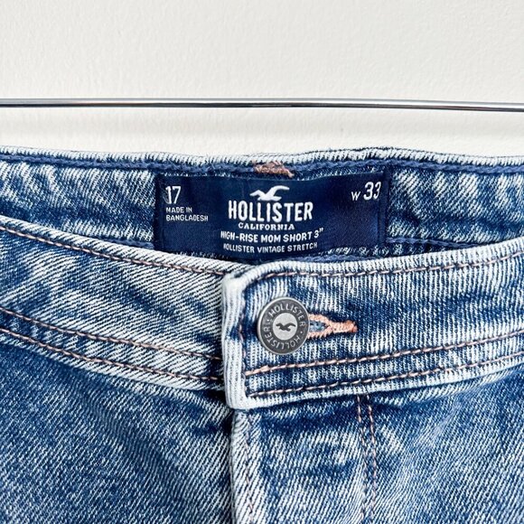 NWT Hollister High-Rise Mom Shorts 3” | Size 17 (W33) | Studded Distressed Denim - Picture 4 of 7